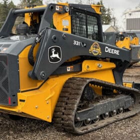 John Deere 331P Skid Steer