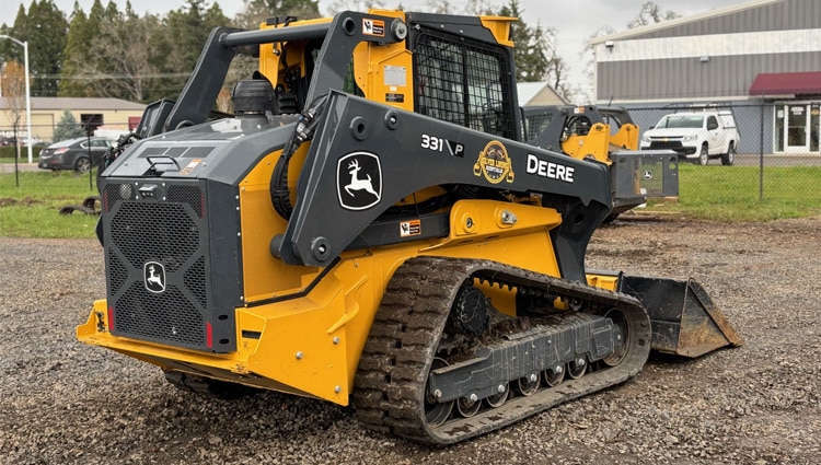 John Deere 331P Skid Steer